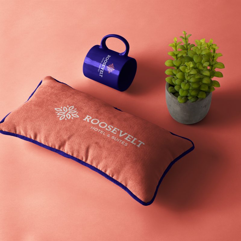 Mockup_pillow1